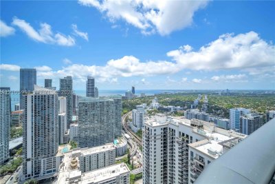 Alquiler de apartamento en Brickell Heights West 4403