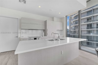 Alquiler de apartamento en Brickell Heights West 4403
