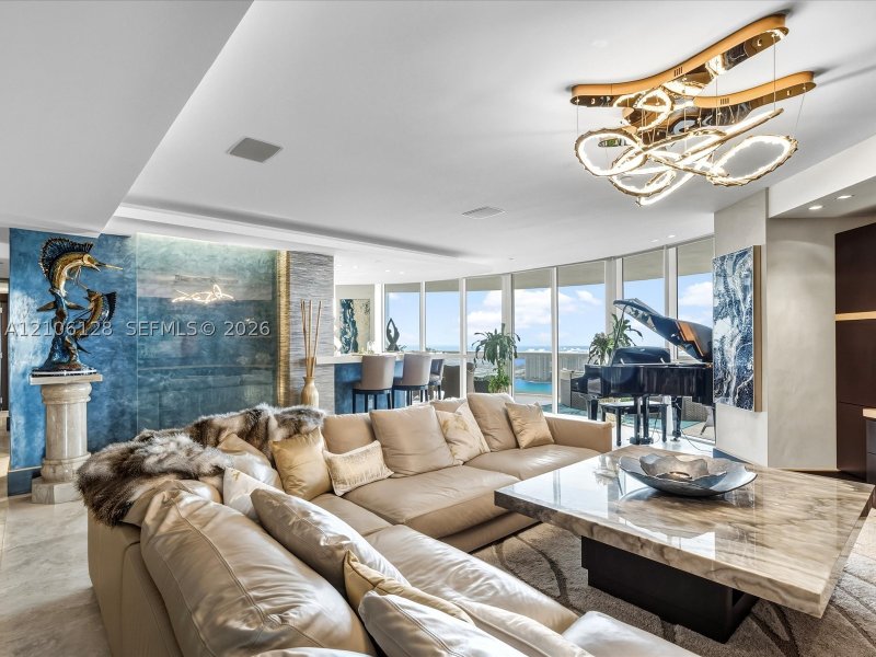 Condo for sale at Trump Royale 5101
