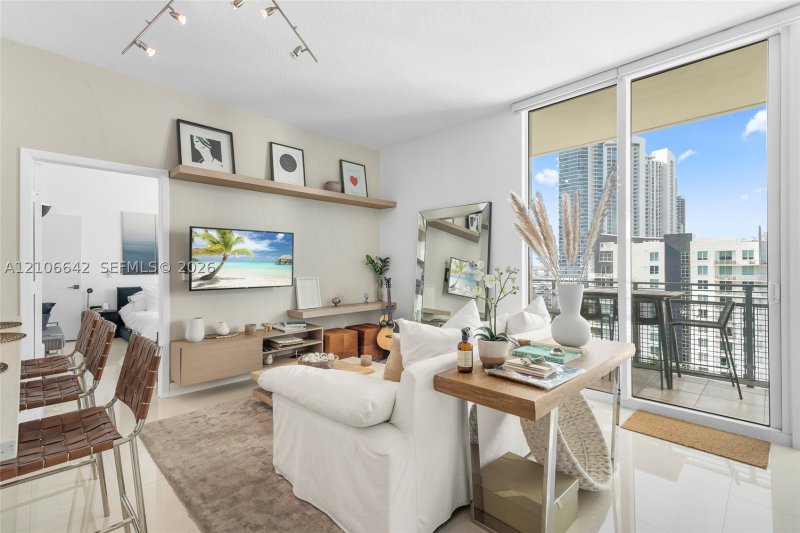 Property photo # 2