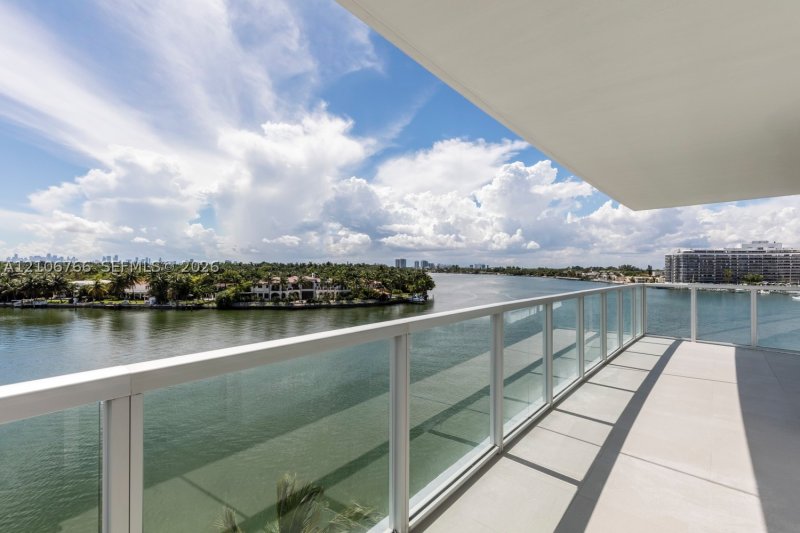 Comprar apartamento en Eden House Condo 607