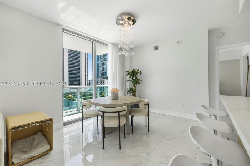 Aluguel de apartamento no Gallery Art Condo 1509