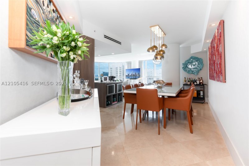 Comprar apartamento en La Gorce Palace 1105