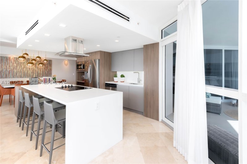 Comprar apartamento en La Gorce Palace 1105