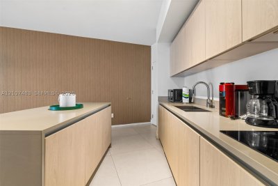 Comprar apartamento no Hyde Beach Resort Hollywood 2407