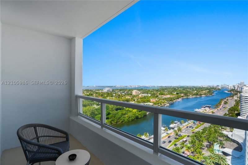 Comprar apartamento no Fontainebleau II 2209