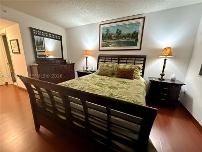 Comprar apartamento no Floridian 2712