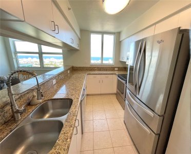 Comprar apartamento no Floridian 2712
