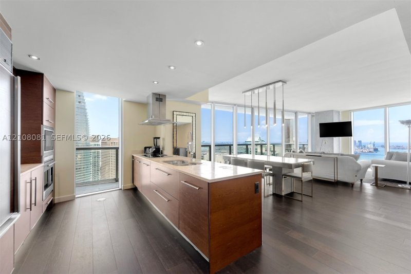 Condo for sale at Icon Brickell Tower II 4502