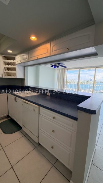 Apartment for rent at Grandview Palace 618