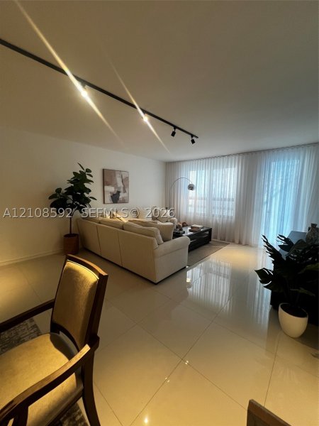 Apartment for rent at The Plaza Bal Harbour 515