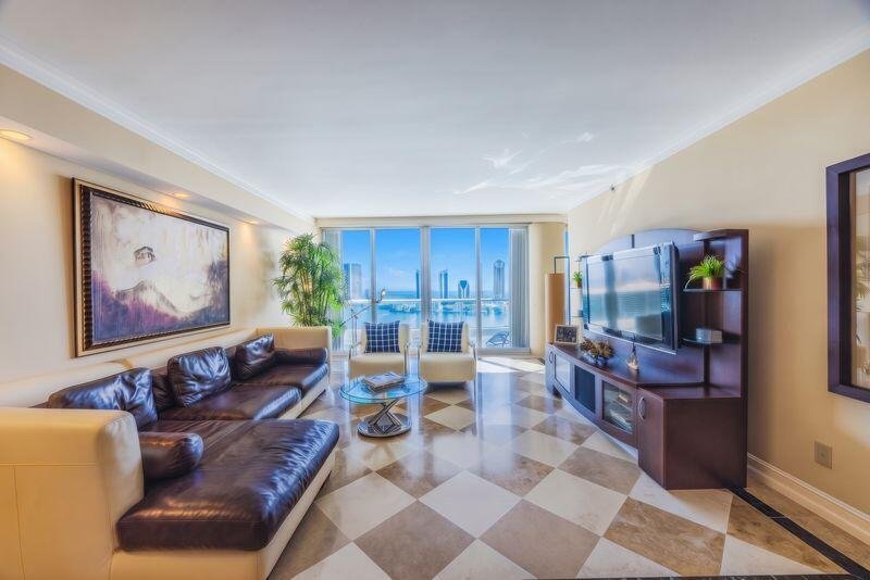 Condo for sale at 7000 Williams Island 2905