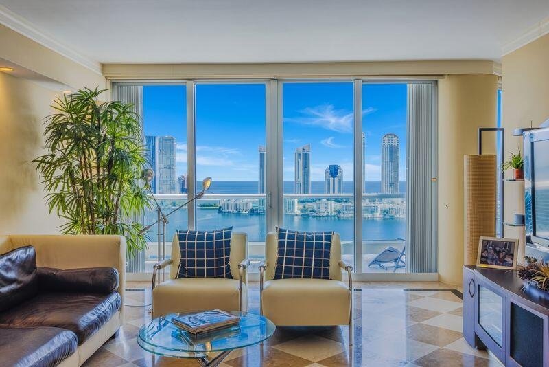 Condo for sale at 7000 Williams Island 2905