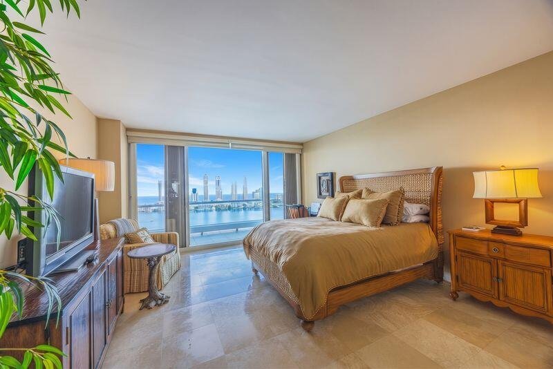 Condo for sale at 7000 Williams Island 2905