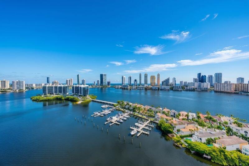 Condo for sale at 7000 Williams Island 2905