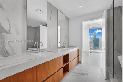 Comprar apartamento en Casa Bella 3402