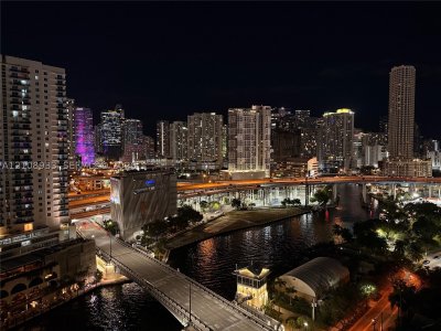 Aluguel de apartamento no Neo Lofts PHI03