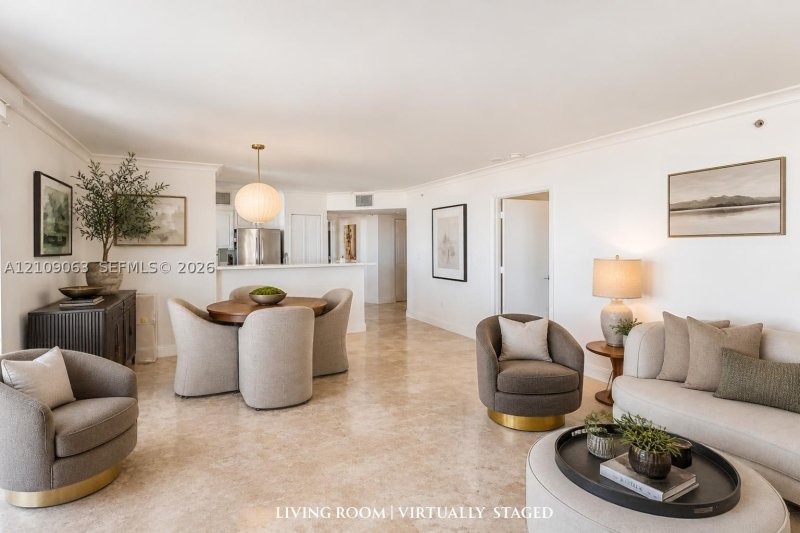 Condo for sale at Yacht Club at Portofino 811