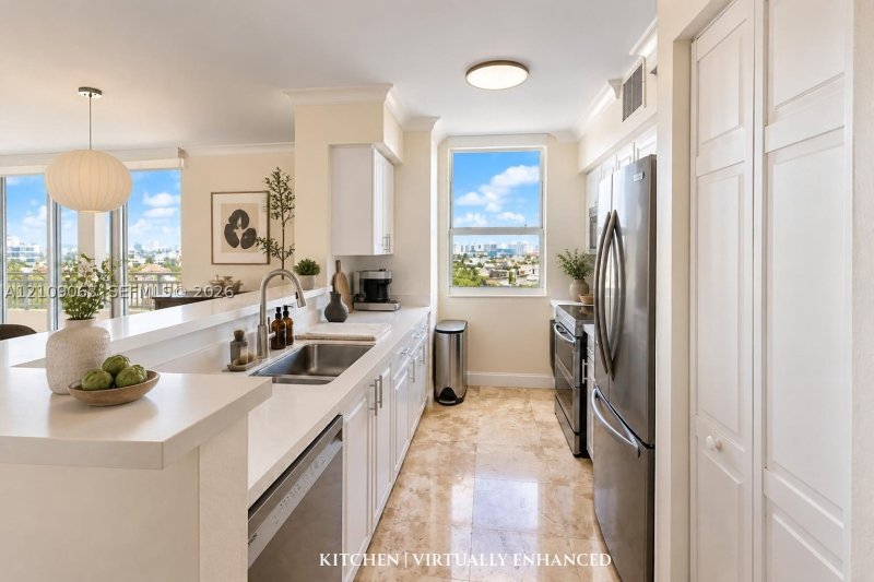 Condo for sale at Yacht Club at Portofino 811