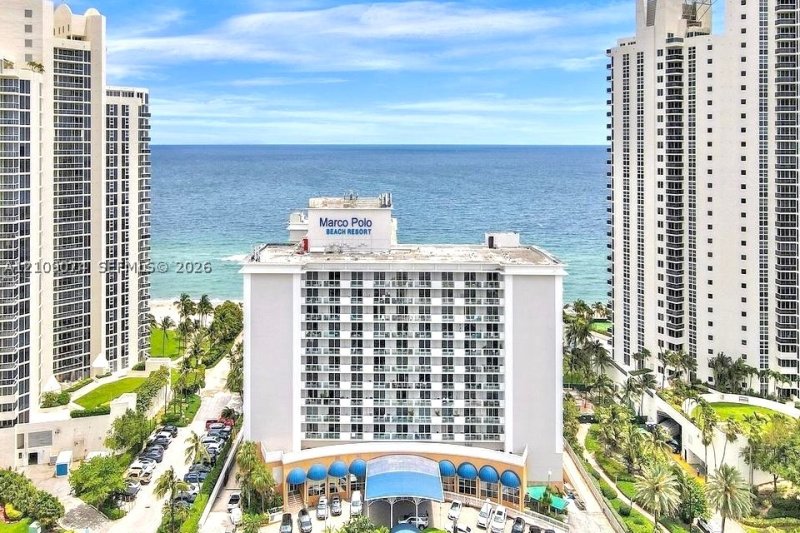 Condo for sale at Aventura Beach Club 209