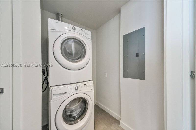 Apartment for rent at Brickell House Condo 4102