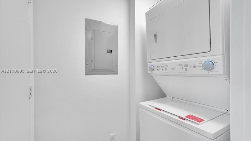 Apartment for rent at 50 Biscayne 5406