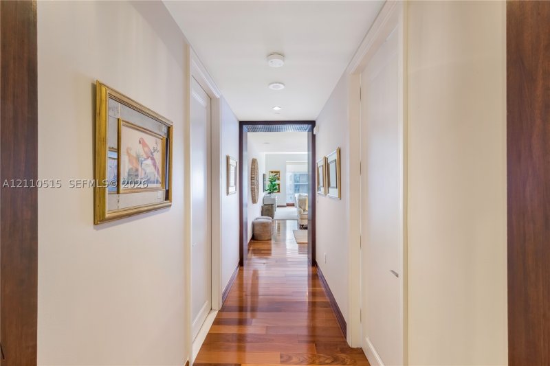 Condo for sale at Four Seasons Millenium Tower I 50B