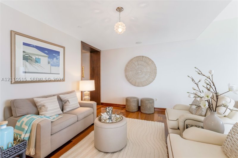 Condo for sale at Four Seasons Millenium Tower I 50B