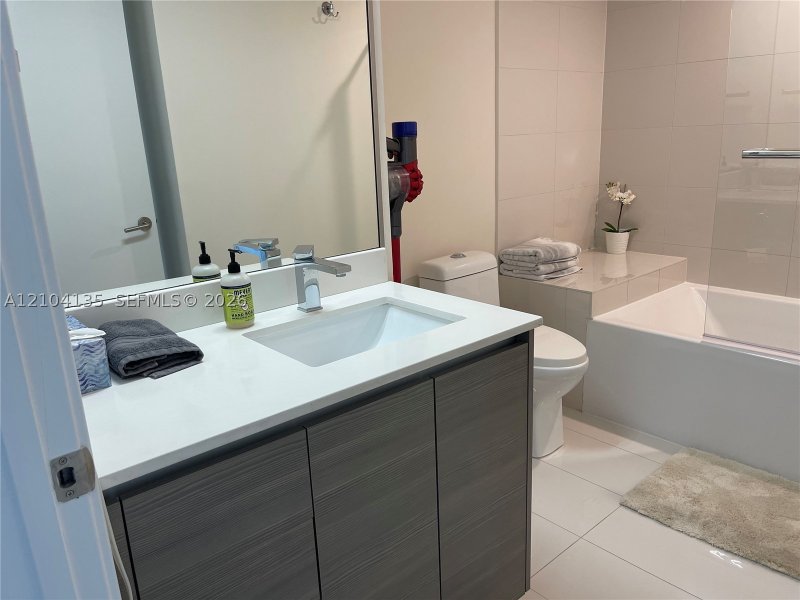 Comprar apartamento en Icon Bay 3706
