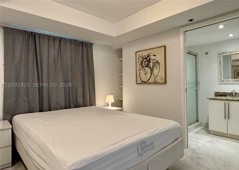 Aluguel de apartamento no The Grand 3950