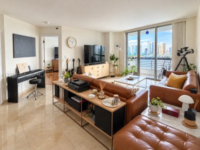Comprar apartamento no Mystic Pointe 500 1911