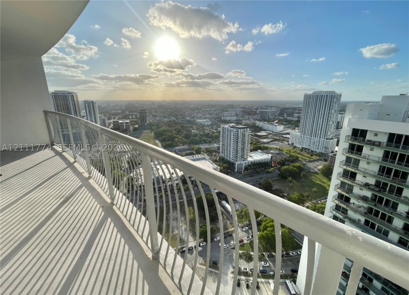 Apartment for rent at Opera Tower 3911