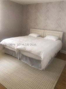 Comprar apartamento no The Plaza Bal Harbour 1016