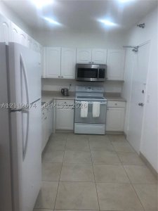 Comprar apartamento no The Plaza Bal Harbour 1016