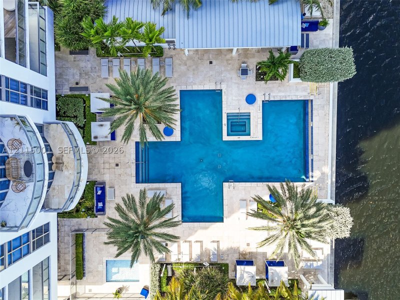 Condo for sale at Marina Palms Yacht Club 2101