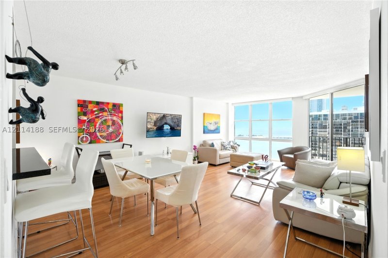 Comprar apartamento en Brickell Place III A1913