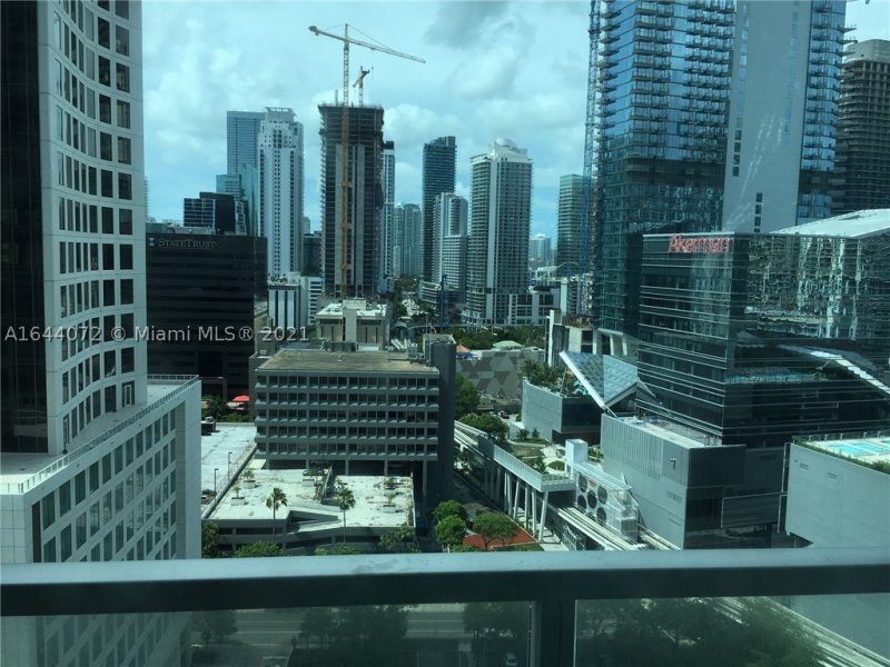Condo for sale at 500 Brickell West Tower 2006