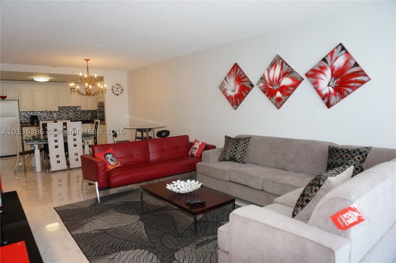 Apartment for rent at Ocean Reserve 1417