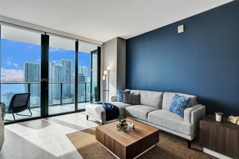 Apartment for rent at Hyde Midtown 2906