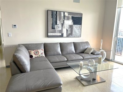 Comprar apartamento en Trump Tower One 1705