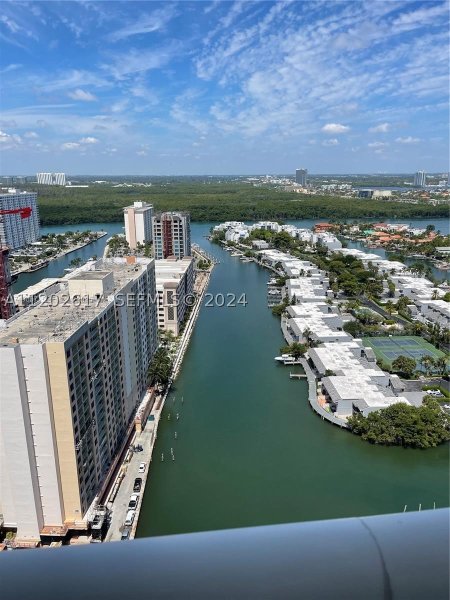Condo for sale at Trump Tower One 1705