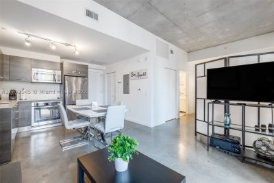 Aluguel de apartamento no Centro Condo 809
