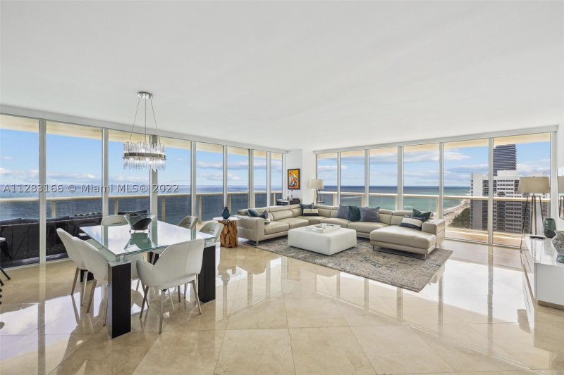 Alquiler de apartamento en Beach Club Two 2102