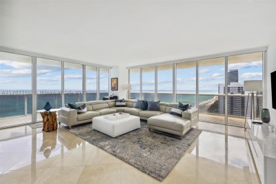 Aluguel de apartamento no Beach Club Two 2102