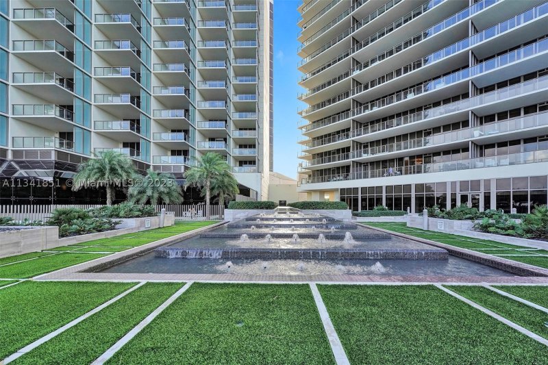 Apartment for rent at St Regis Bal Harbour Center Tower 2501