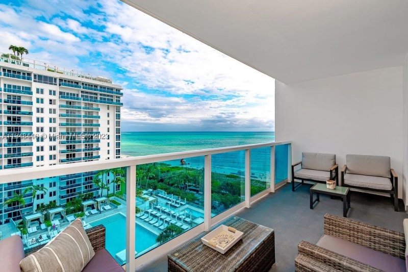 Alquiler de apartamento en Roney Palace 1115