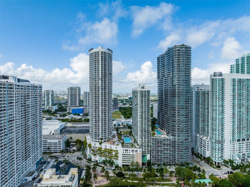 Apartment for rent at Opera Tower 3201