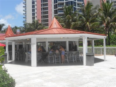 Comprar apartamento en Aventura Beach Club 637