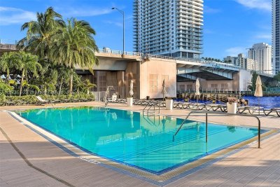 Comprar apartamento no Beachwalk T3107