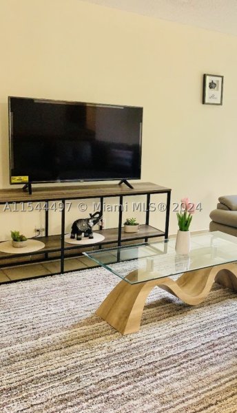 Comprar apartamento en Plaza of the Americas 318